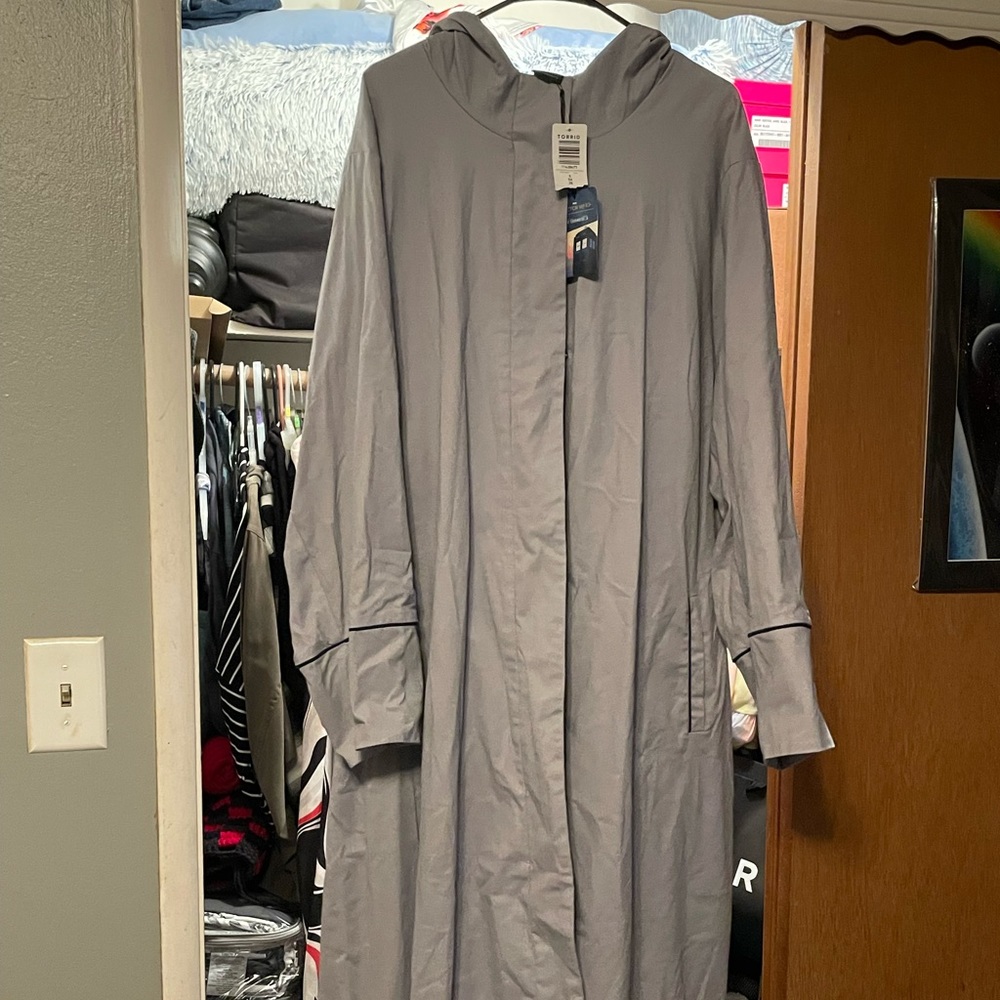 Still available - Torrid HER UNIVERSE DOCTOR WHO GREY TRENCH COAT